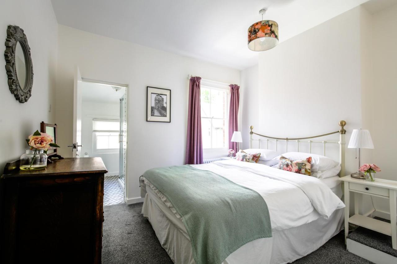 Chester Stays - Lovely 2 Bedroom House In The Heart Of Chester Extérieur photo