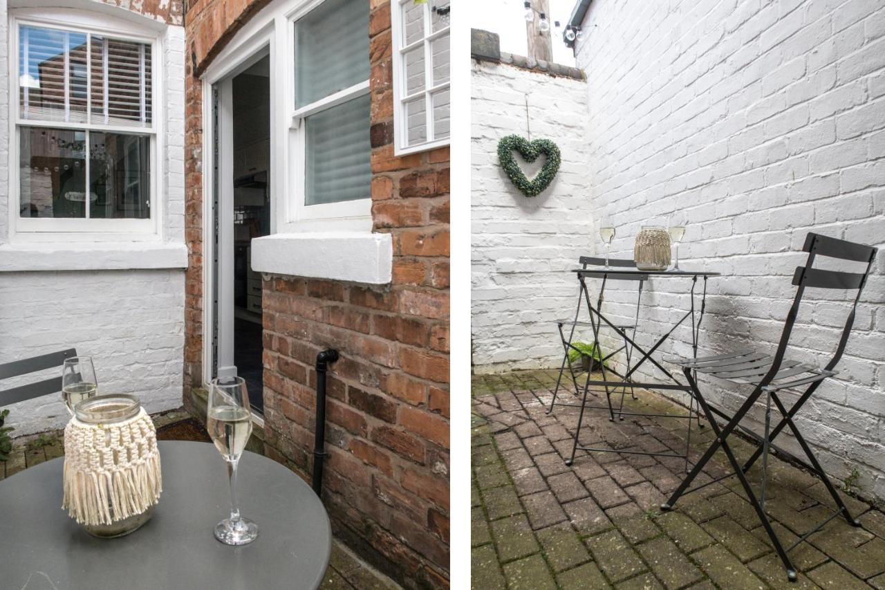 Chester Stays - Lovely 2 Bedroom House In The Heart Of Chester Extérieur photo
